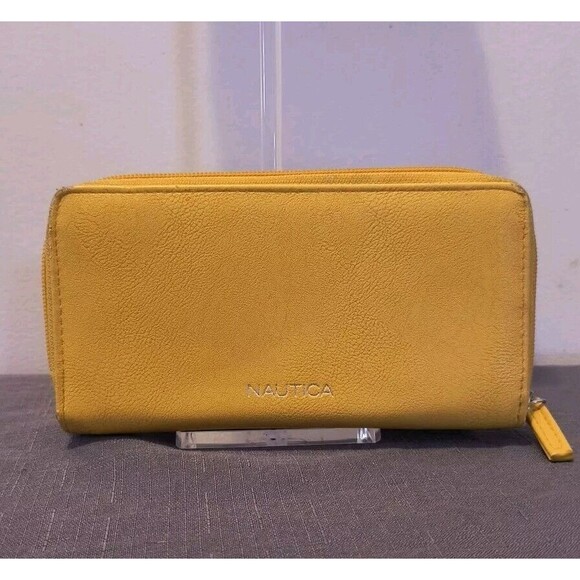 Nautica Womens Wallet Yellow Blue Credit Card ID Holder Zippered - Picture 1 of 9
